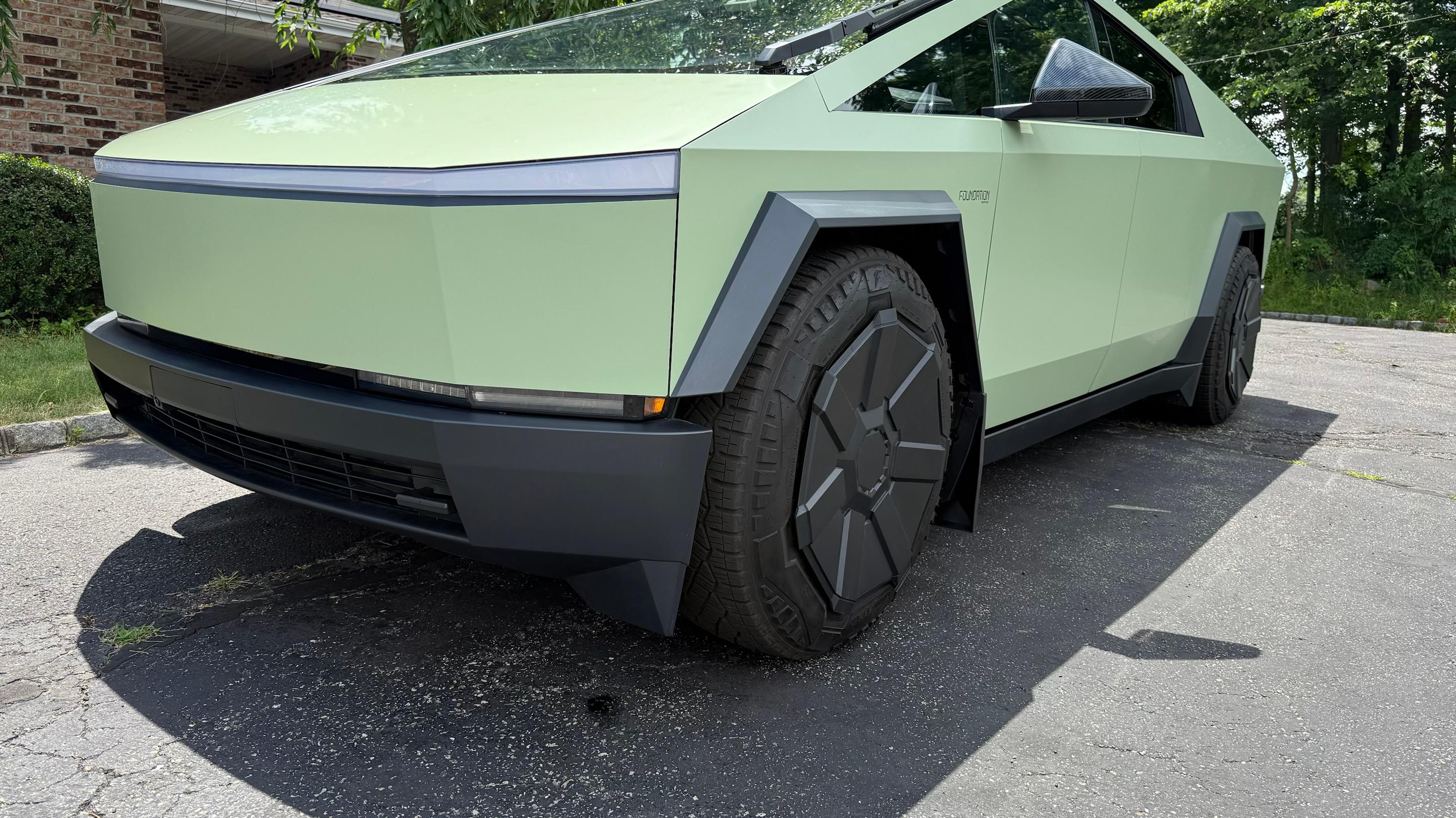 Tesla Cybertruck 2024 in East Hanover, NJ