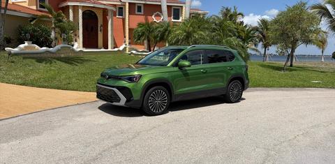 Volkswagen Taos 2026