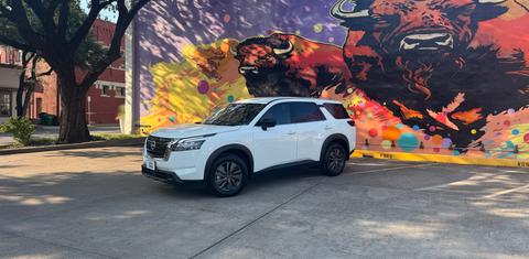 Nissan Pathfinder 2025