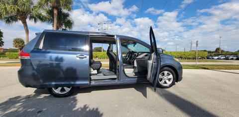 Toyota Sienna 2014