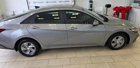 Hyundai Elantra 2025
