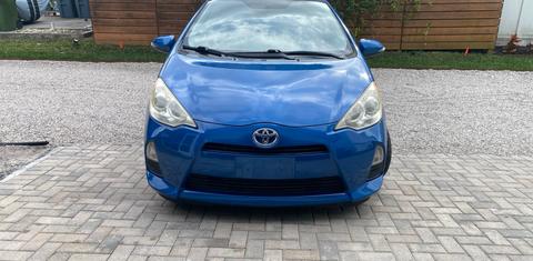 Toyota Prius c 2013