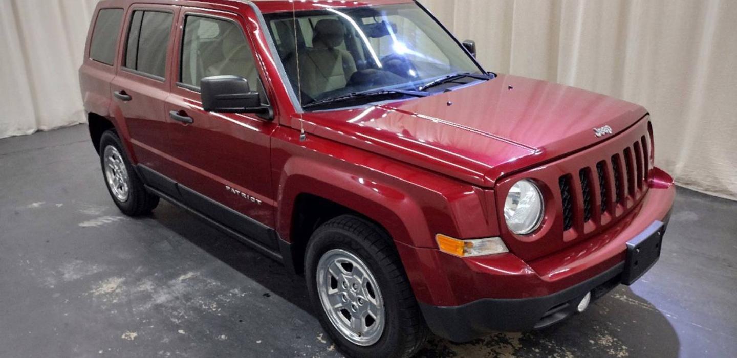 Jeep Patriot 2016 rental in Savannah, GA by J. Lyon Layden's T. | Turo