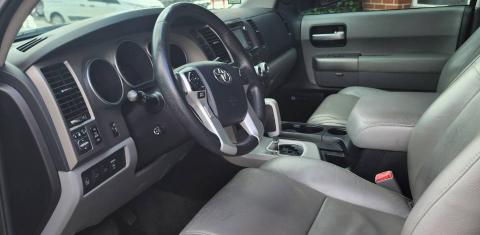 Toyota Sequoia 2016