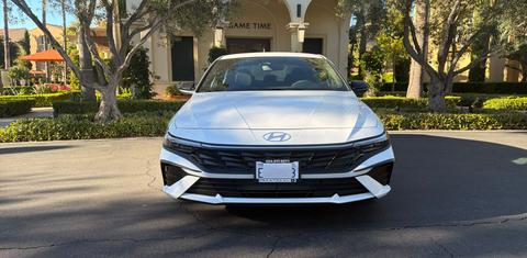 Hyundai Elantra 2025