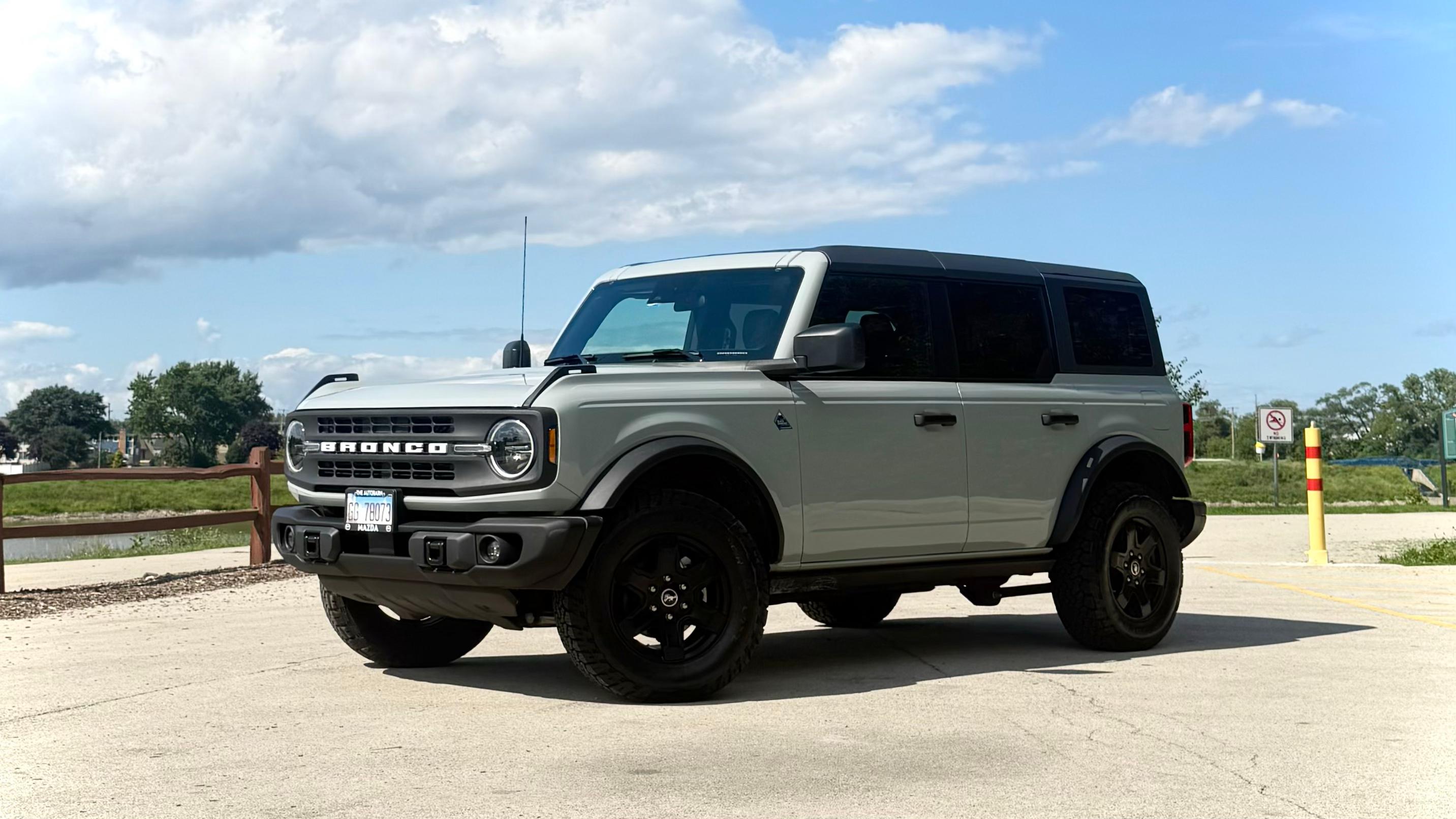 Ford Bronco 2024 in Skokie, IL