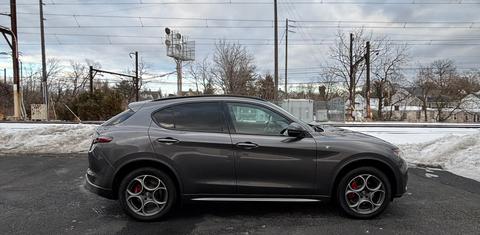 Alfa Romeo Stelvio 2024