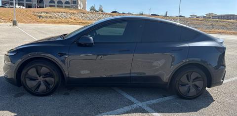 Tesla Model Y 2026