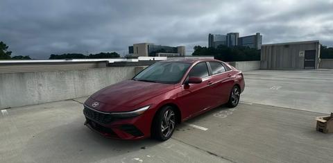 Hyundai Elantra 2025