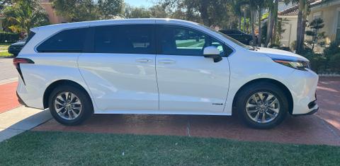 Toyota Sienna 2021