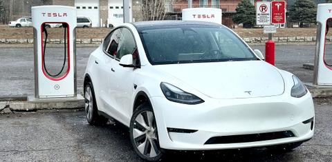 Tesla Model Y 2023