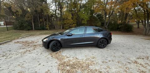 Tesla Model 3 2025