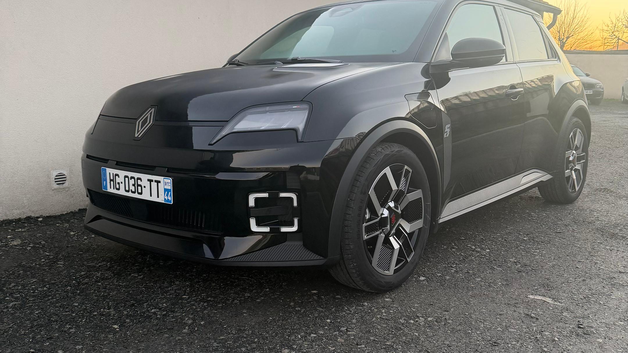 Renault R5 ELECTRIQUE 2025 à Vertou