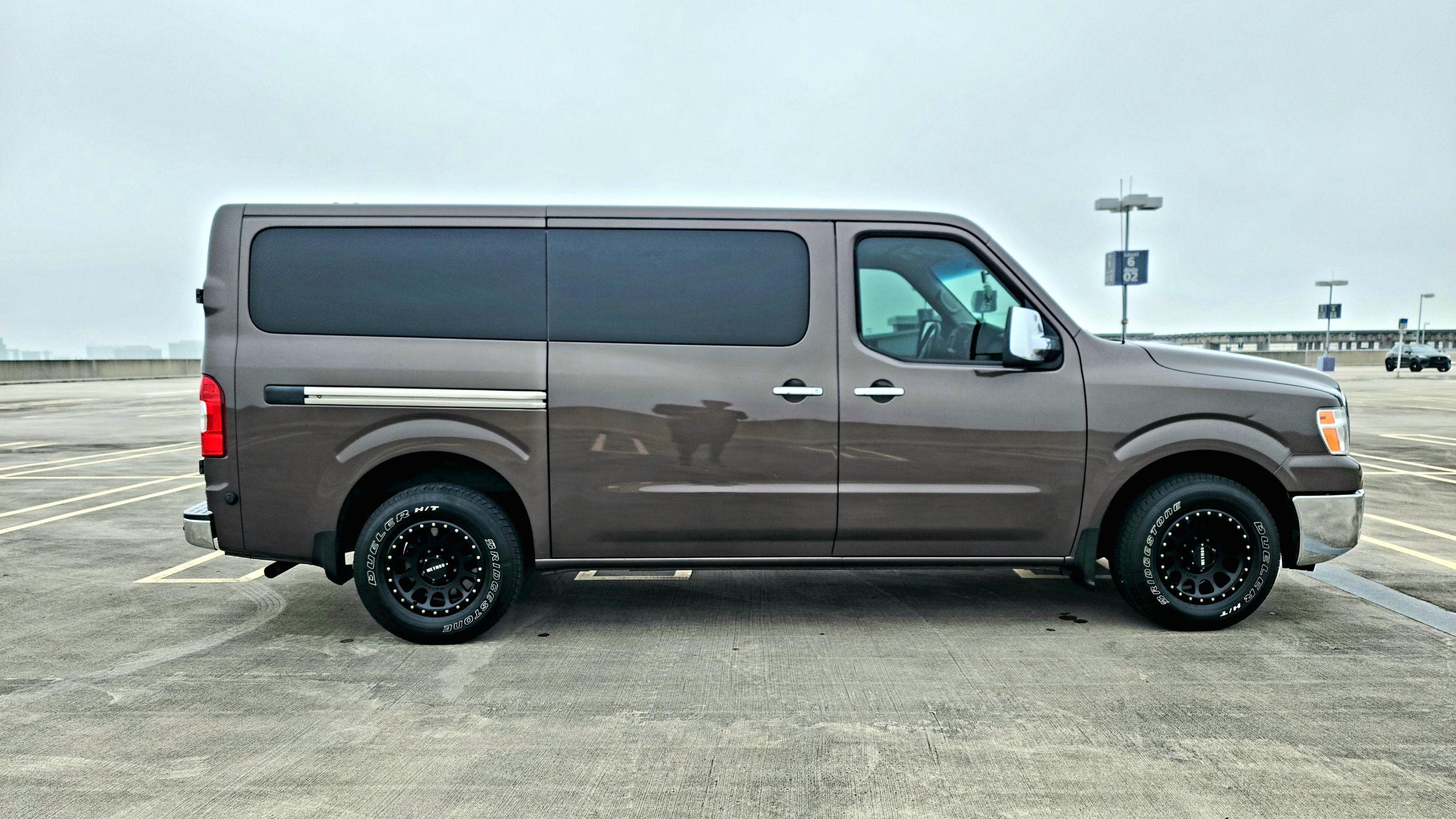 Nissan NV3500HD 2018 in Tampa, FL