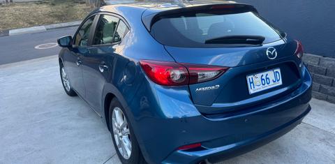 Mazda MAZDA3 2018