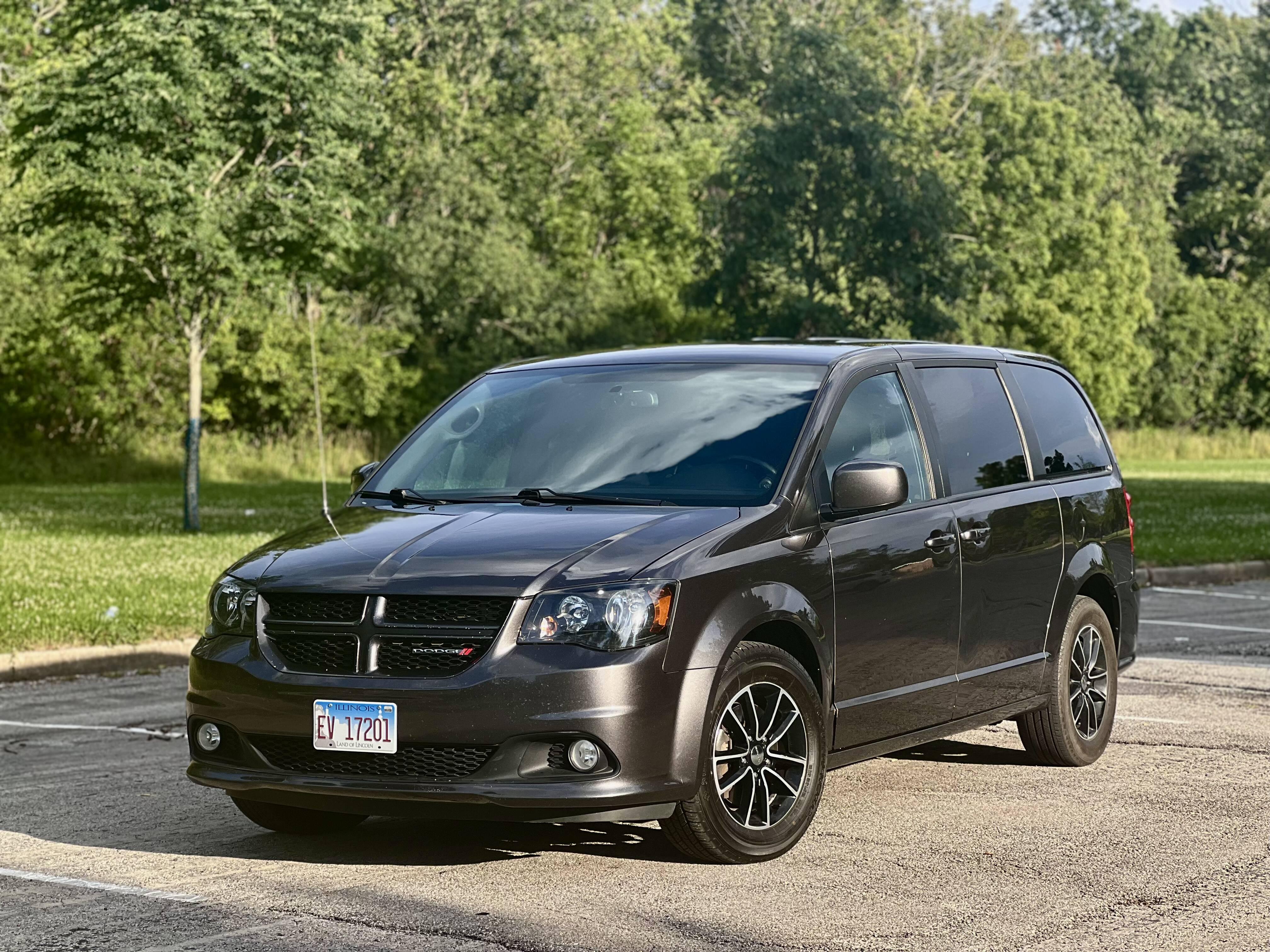 Dodge Grand Caravan 2018 in Skokie, IL