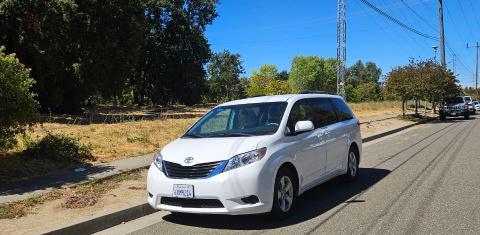 Toyota Sienna 2013