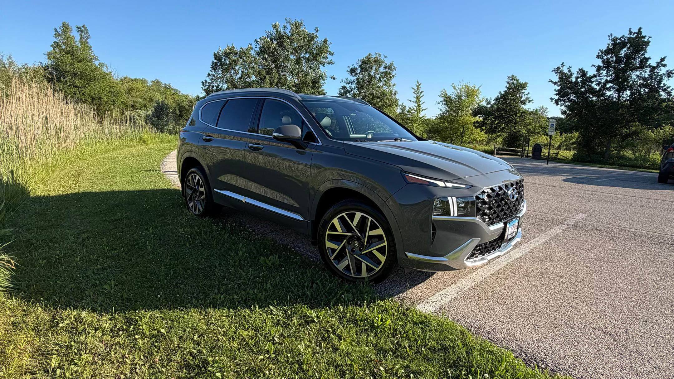 Hyundai Santa Fe 2023 in Chicago, IL