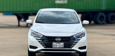 Nissan Versa 2025