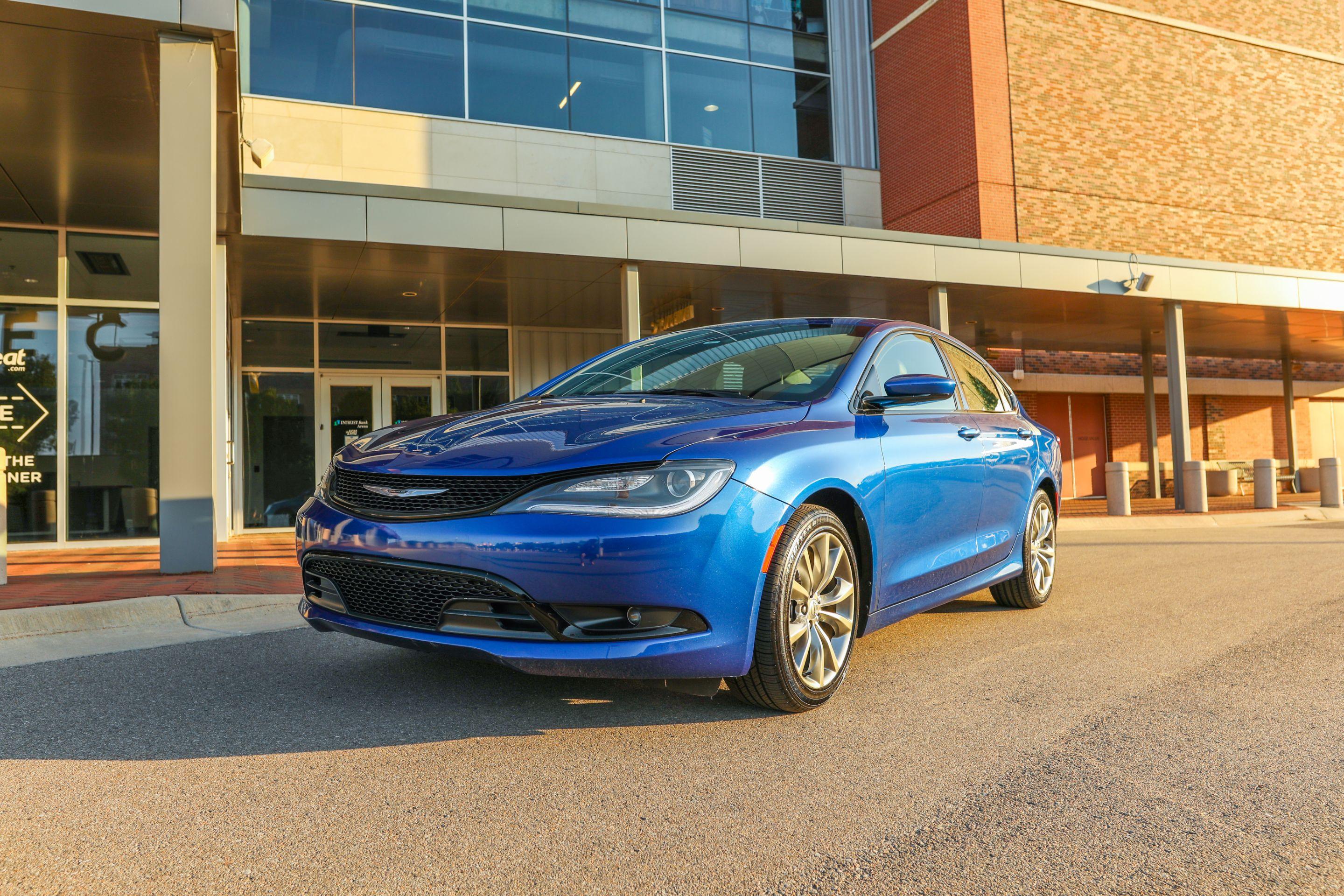 Chrysler 200 2015 in Wichita, KS