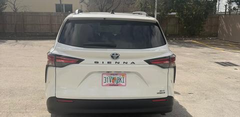 Toyota Sienna 2021