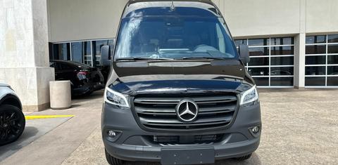 Mercedes-Benz Sprinter 2024
