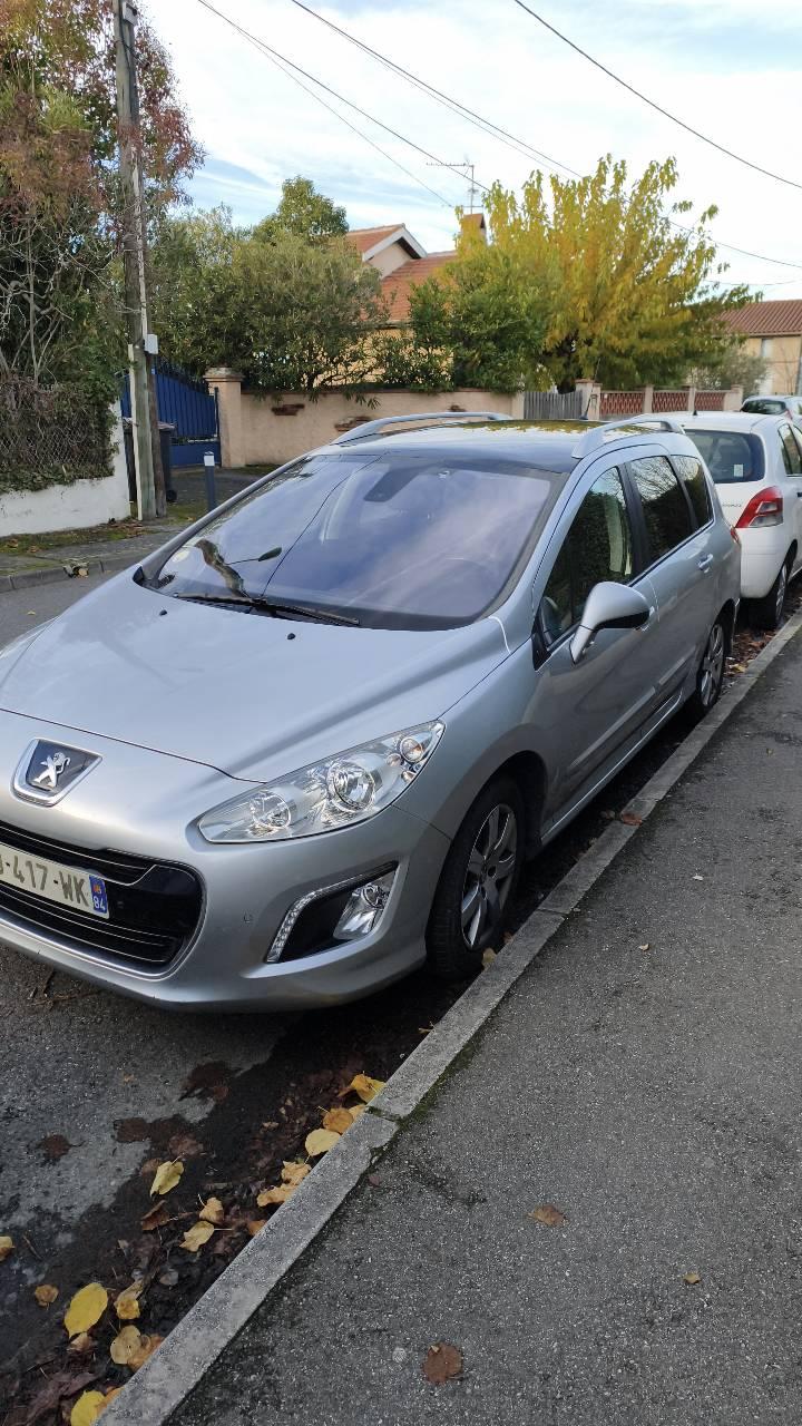 Peugeot 308 2014 à Blagnac