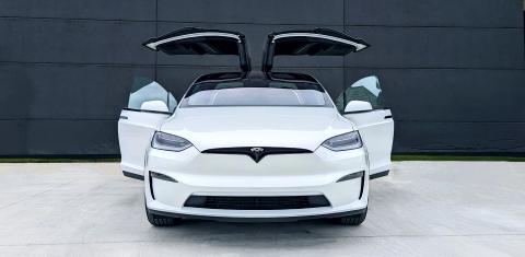 Tesla Model X 2023