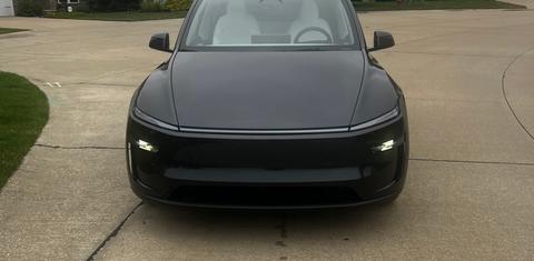 Tesla Model Y 2026