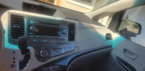 Toyota Sienna 2013