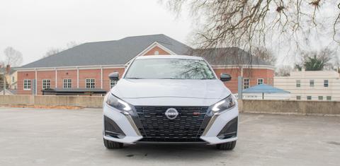 Nissan Altima 2025