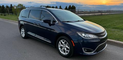 Chrysler Pacifica 2017