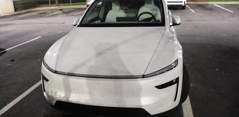 Tesla Model Y 2026