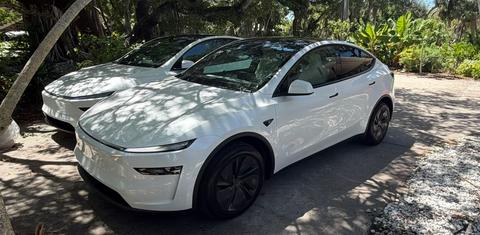Tesla Model Y 2026