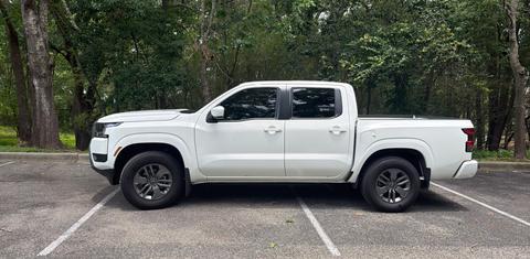 Nissan Frontier 2025