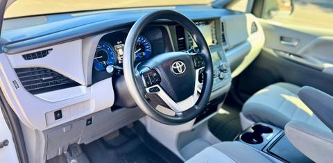 Toyota Sienna 2020
