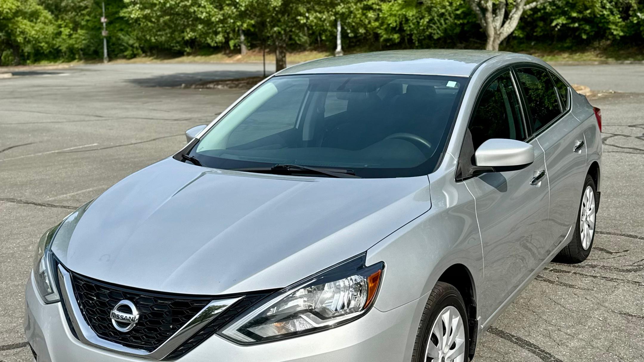 Nissan Sentra 2017 in 