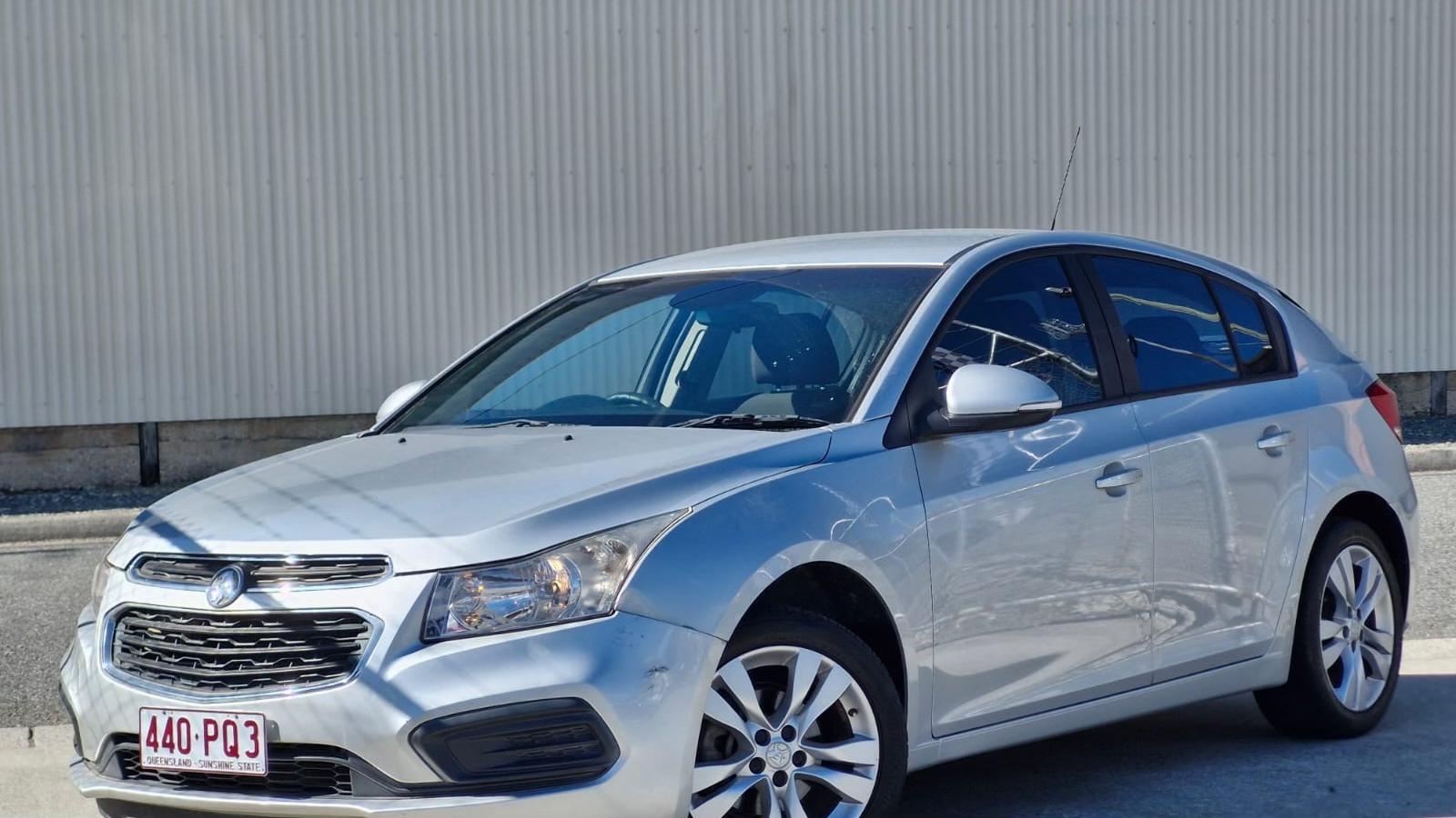 Holden CRUZE 2015 in Albion