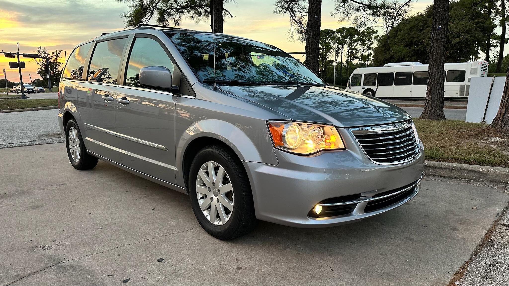 Chrysler Town & Country 2016 in Katy, TX