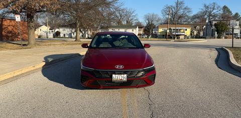 Hyundai Elantra 2025