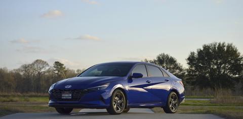 Hyundai Elantra 2023