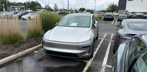 Tesla Model Y 2026