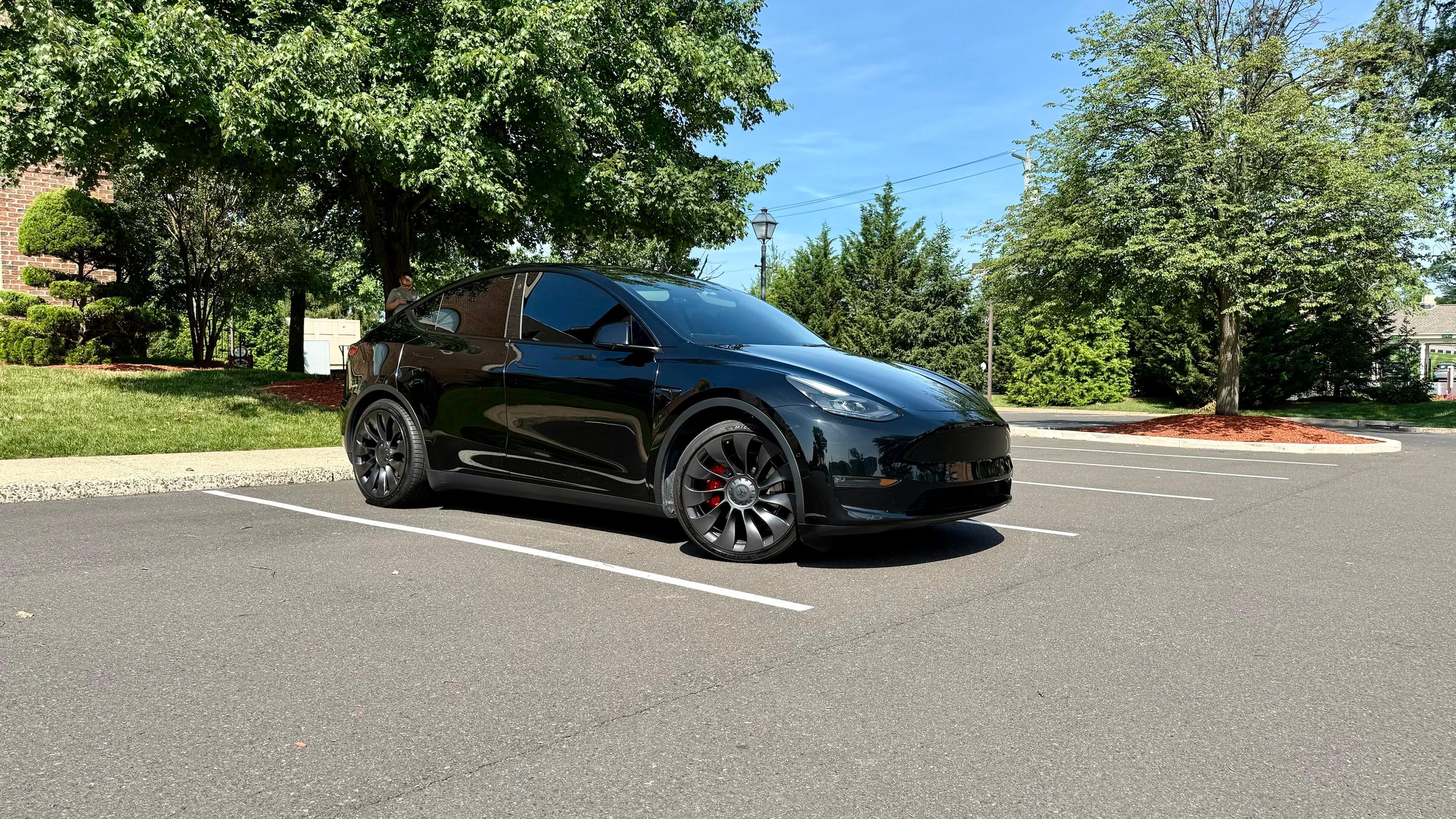Tesla Model Y 2022 in Philadelphia, PA