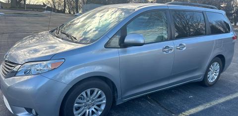 Toyota Sienna 2013