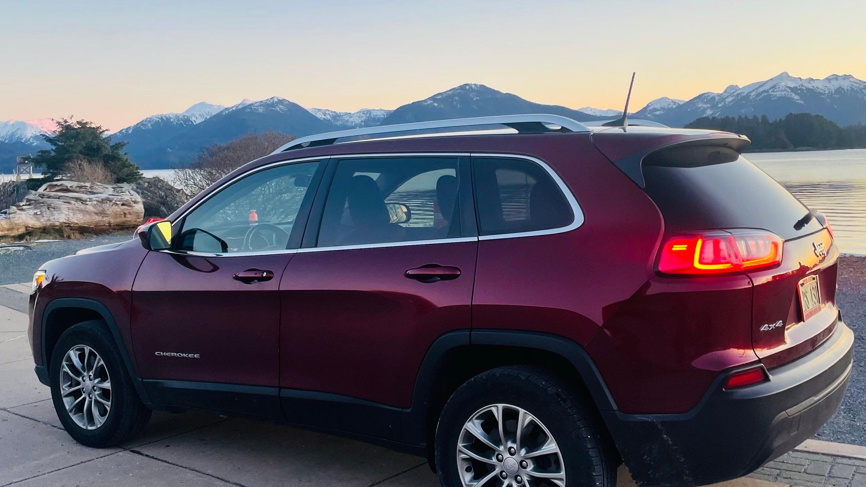 Jeep Cherokee 2019 in Sitka, AK