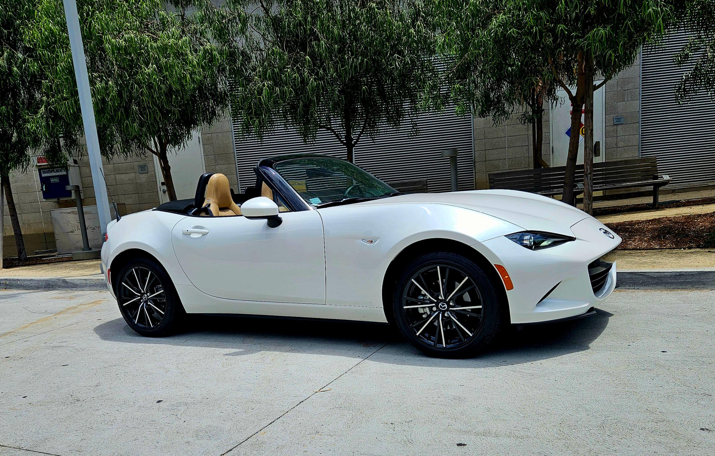 Mazda MX-5 Miata 2024 rental in Los Angeles, CA by Thomas | Turo