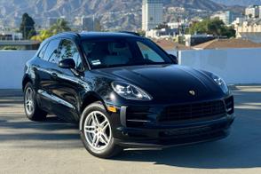 Porsche Macan car