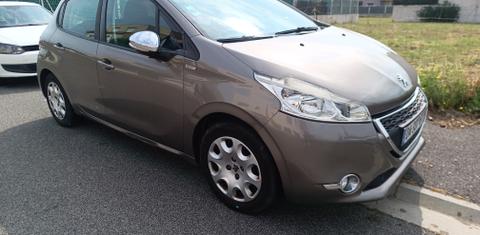 Peugeot 208 2013
