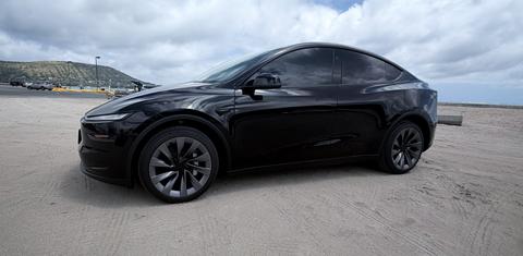 Tesla Model Y 2026