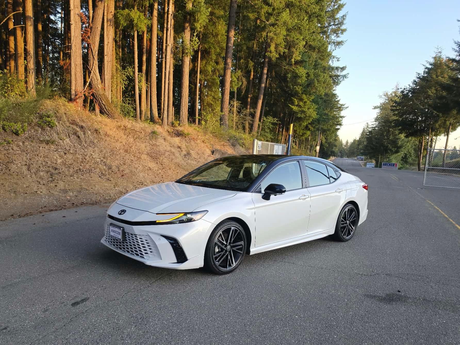 Toyota Camry Hybrid 2025 in Kent, WA